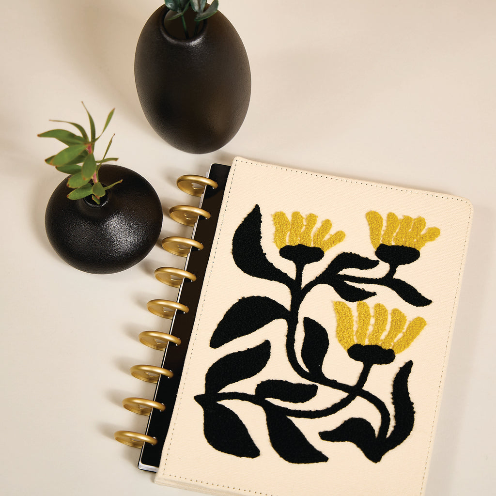 Mod Sketches Fabric with Chenille Embroidery Classic Planner Dashboard 12 Meses